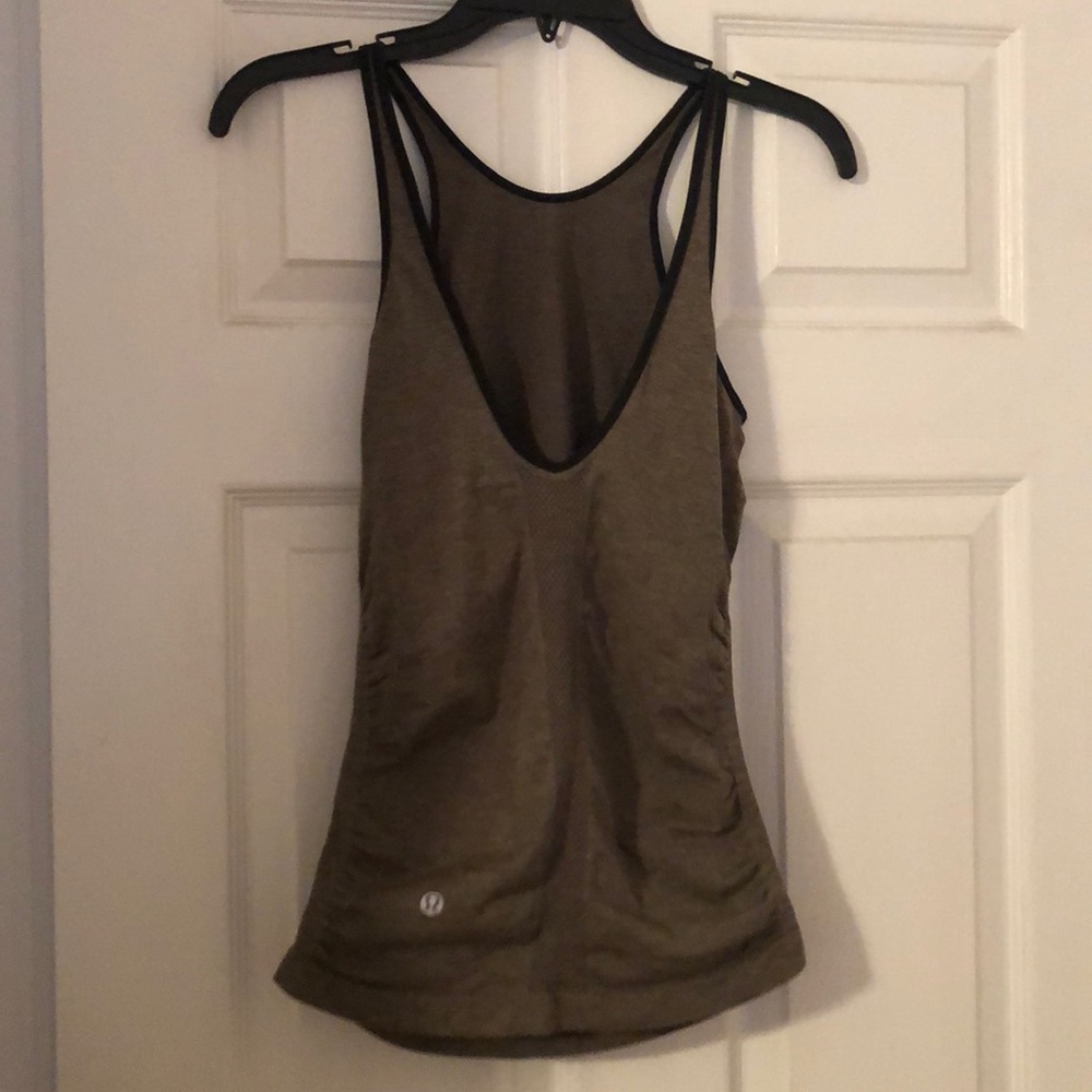 Lululemon tank like new